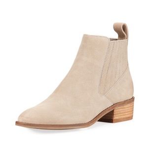 Dolce vita tawny suede Chelsea boots